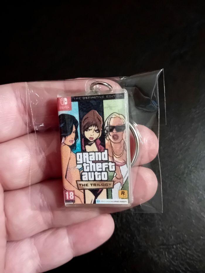 Porte-clés réplique Switch: GTA the trilogy - photo numéro 1