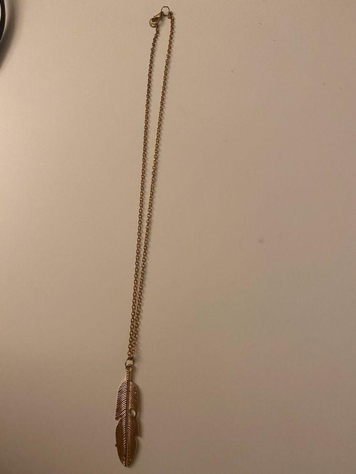 Collier et pendentif - photo numéro 1