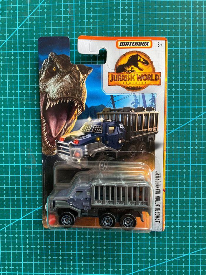 Voiture Matchbox Jurassic World Dominion - Armored Action Transporter - Mattel 2021 Hot Wheels - photo numéro 1