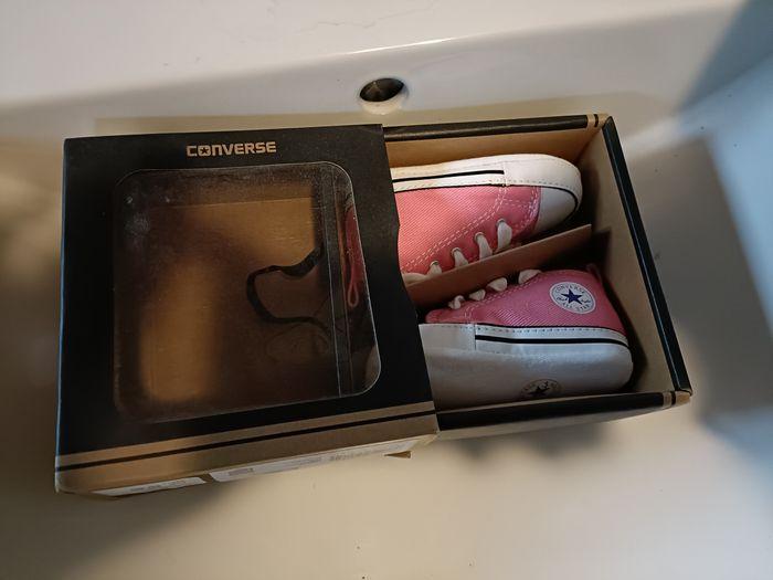 Converse taille 19 - photo numéro 2