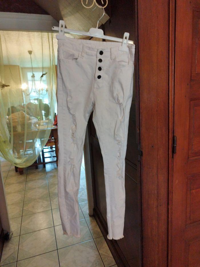 Jeans droit blanc déchiré troué Shein S/36 - photo numéro 1