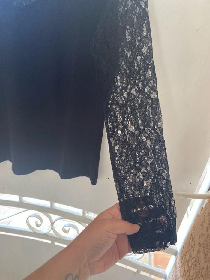 🖤 Superbe haut noir femme manches dentelle taille 40/42 - photo numéro 5