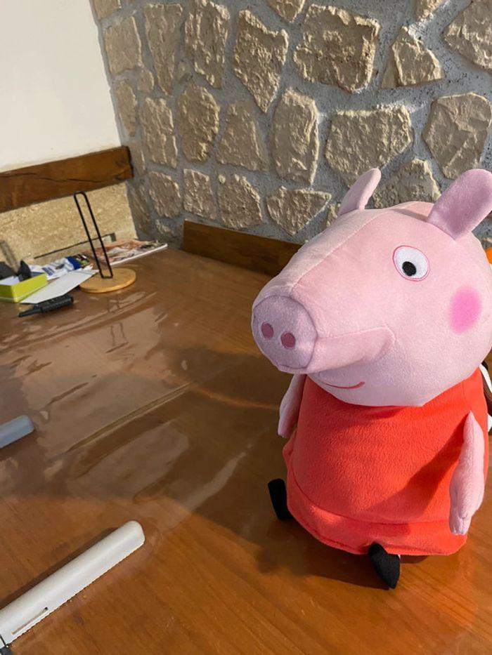 Grande peluche peppa piG - photo numéro 2