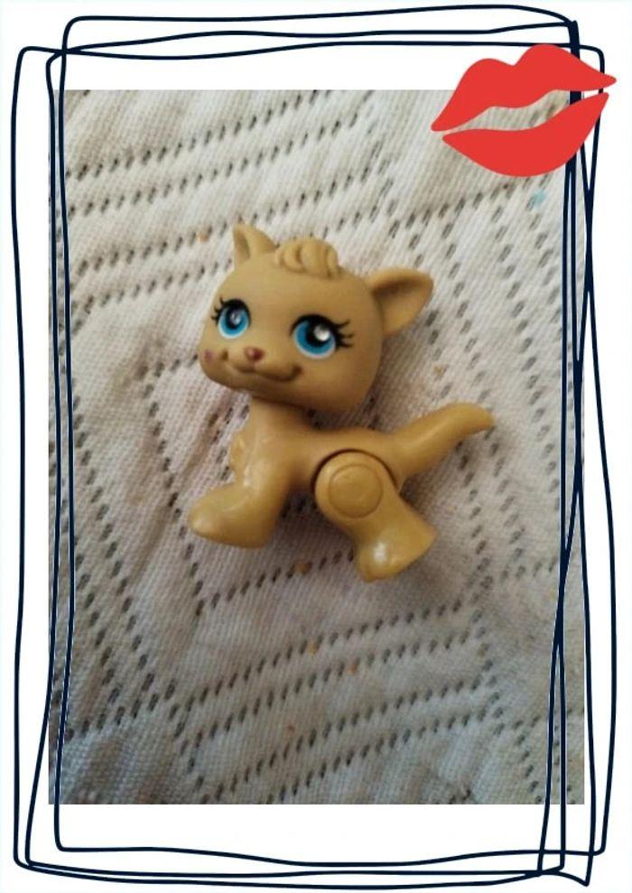 Figurine chien Polly Pocket Sparklin Pets 67 - photo numéro 9