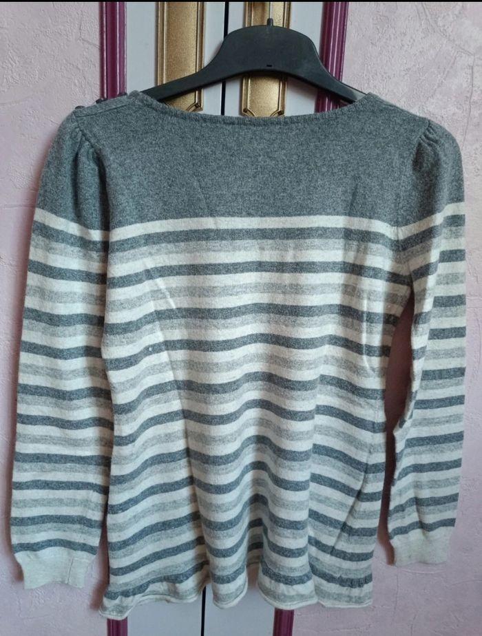 Pull " ONU22" gris- blanc en T.40 ( 20% laine) - photo numéro 5