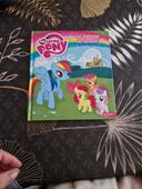 Jolie livre little poney