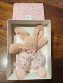 Doudou plat lapin rose de chez doudou et compagnie