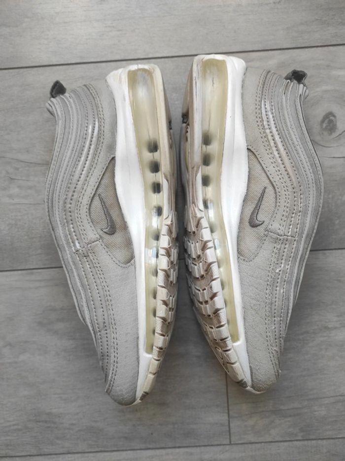 Basket mixte Nike air max 97 grises pointure 39 en bon état - photo numéro 3