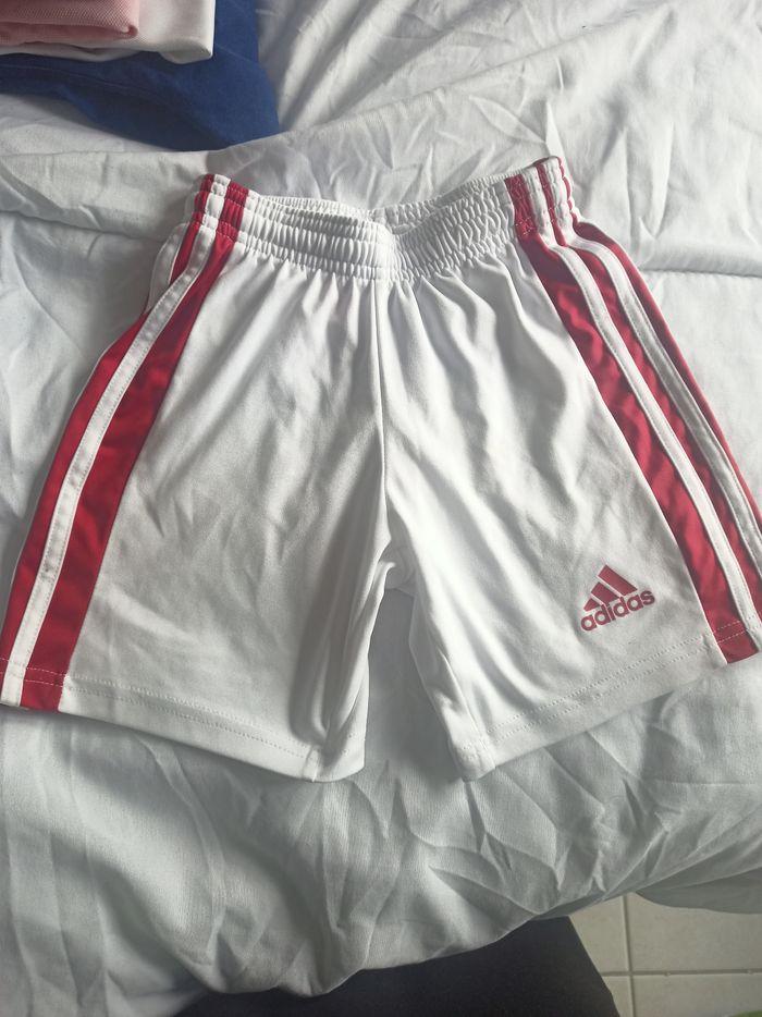 Short Adidas - photo numéro 1