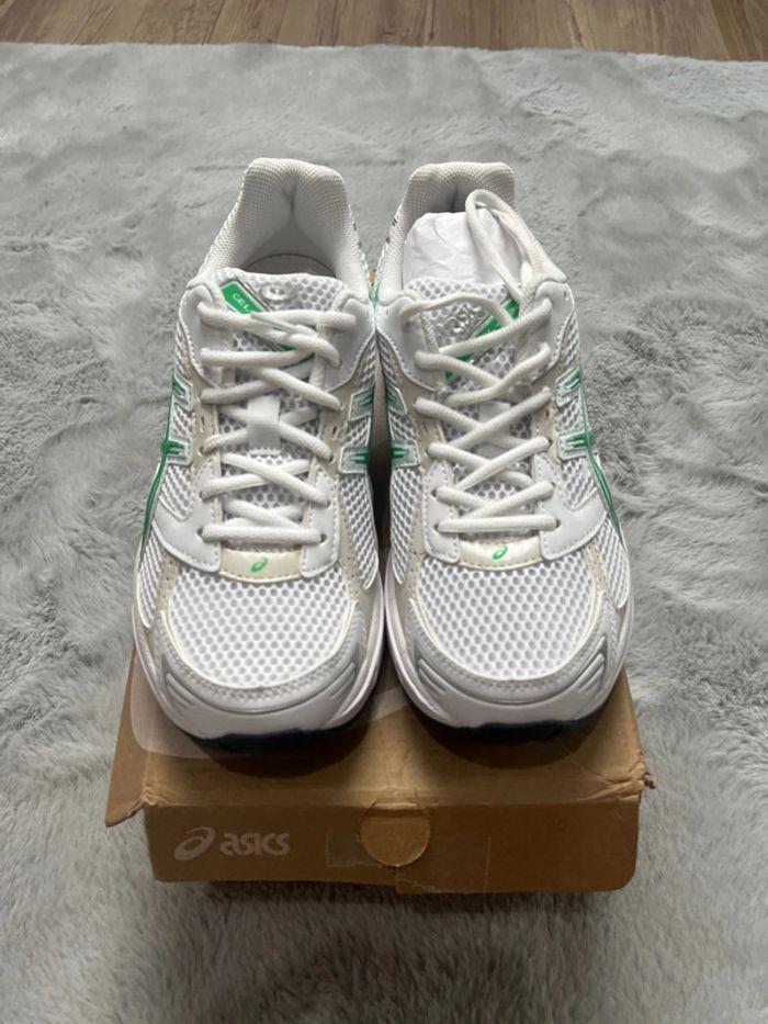 Asics gel 1130 verte et blanche femme taille 40,5 - photo numéro 2