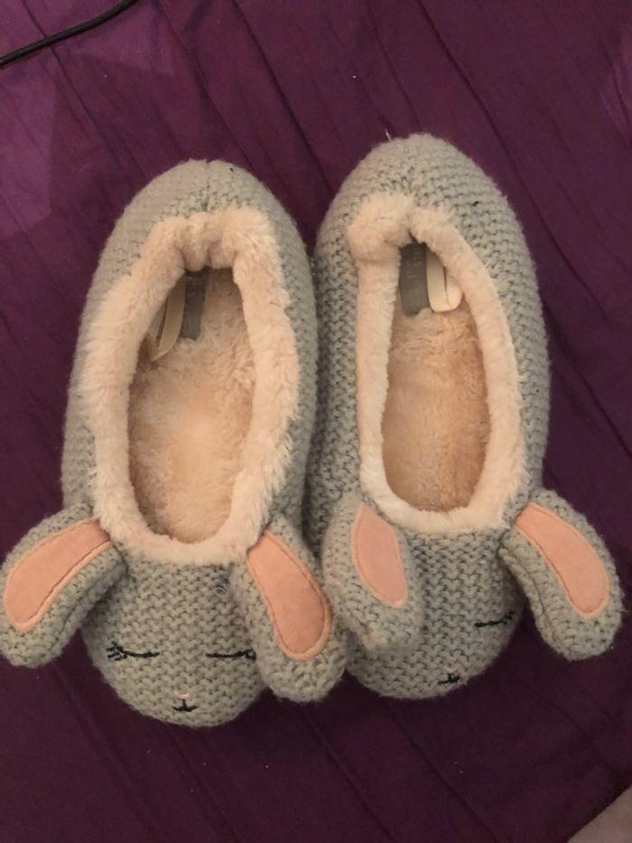 Chaussons Zara « lapin » gris beige et rose 32/33 - photo numéro 1