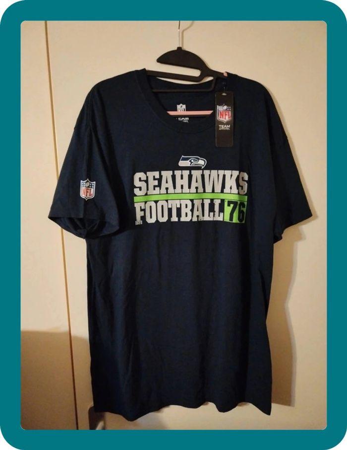 T-shirt NFL seahawjs L - photo numéro 1