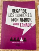 Livre regarde les lumières mon amour