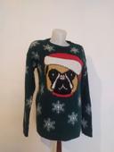 Pull de Noël vert sapin tête de chien