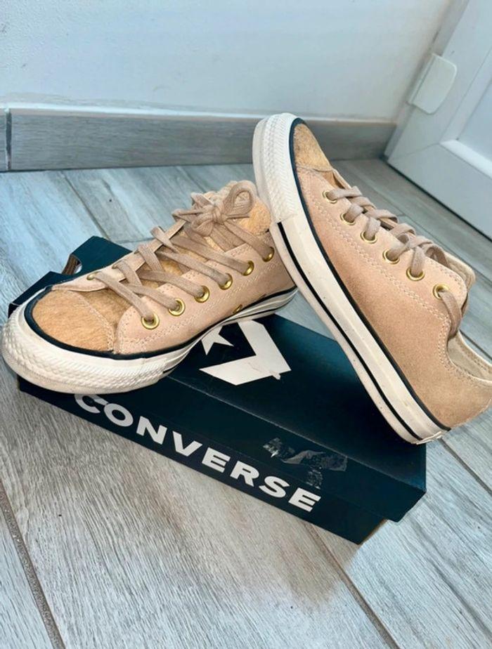 Converse édition limité taille 37 - photo numéro 1