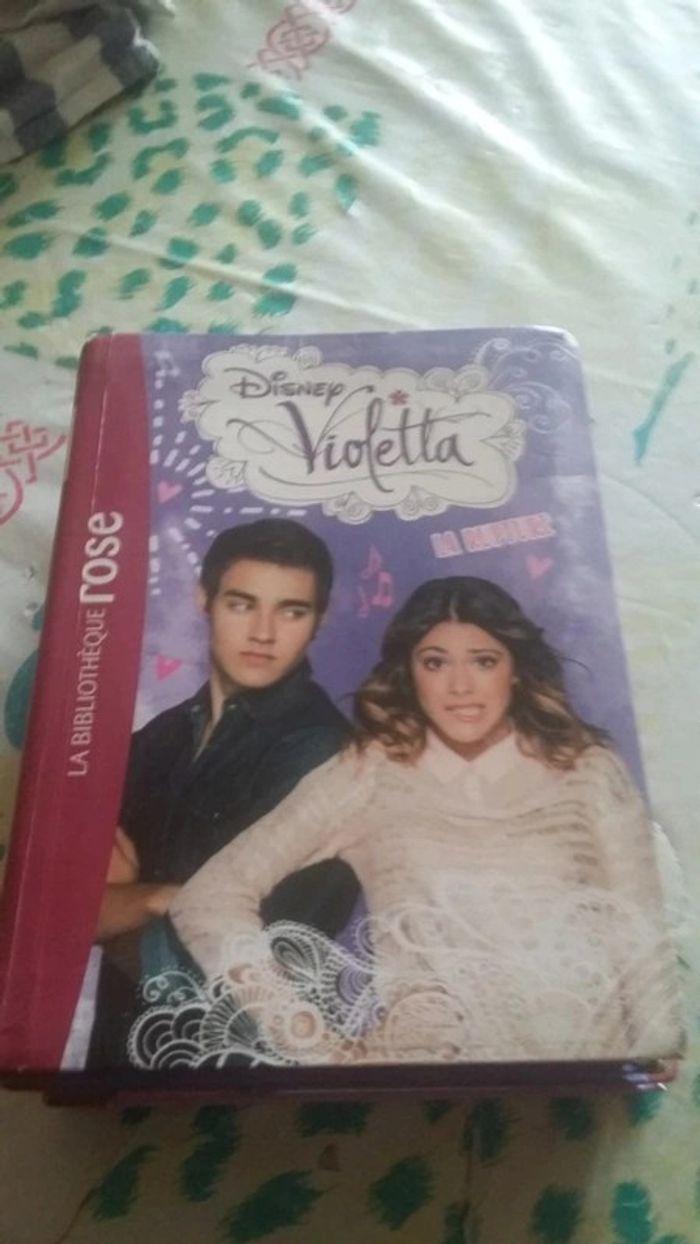 Lot de 5 livres Violetta - photo numéro 3