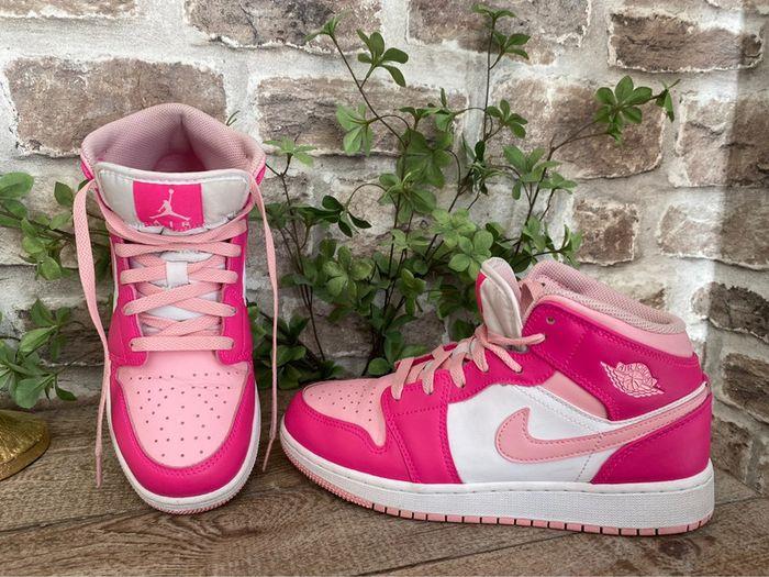 Baskets NIKE Air Jordan ROSE 38,5 FD8780-116 - photo numéro 1