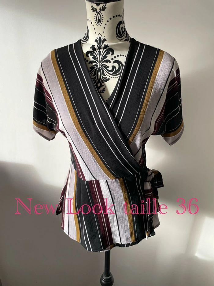 Blouse à manches courtes cache cœur noir rayé blanc moutarde bordeaux new look taille 36 - photo numéro 1