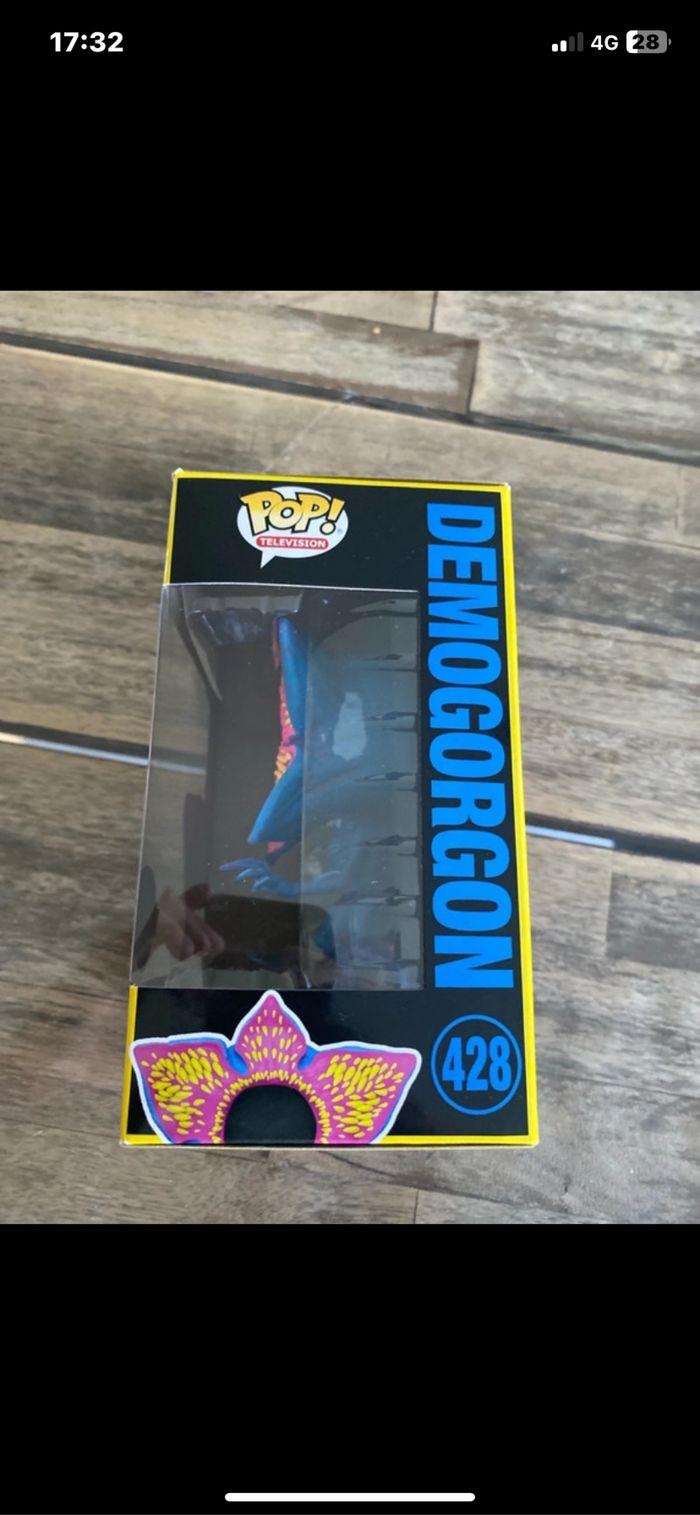 Pop demogorgon black light 428 - photo numéro 2