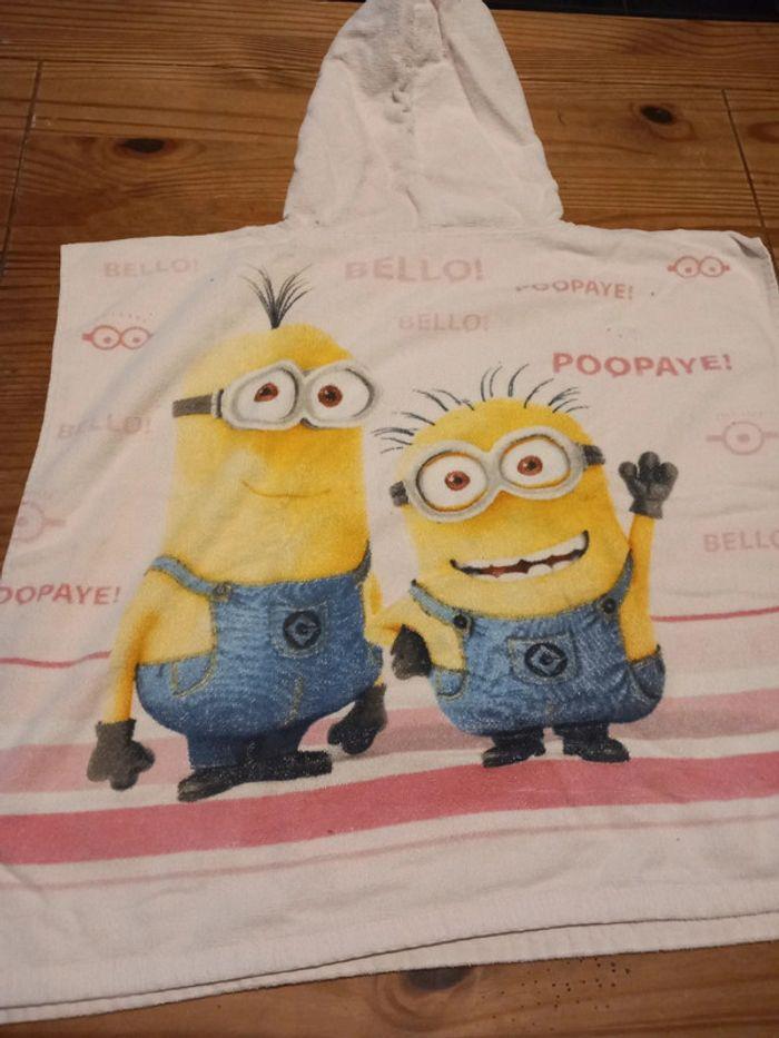 Poncho de bain 4 6 ans minions - photo numéro 2