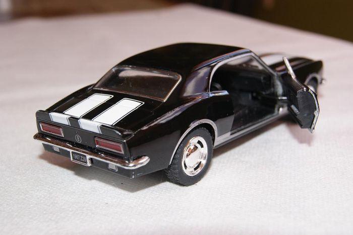 Voiture miniature Chevrolet Camaro - photo numéro 5