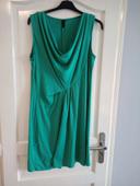 Robe verte sans manches rainbow 44/46 tbe vert