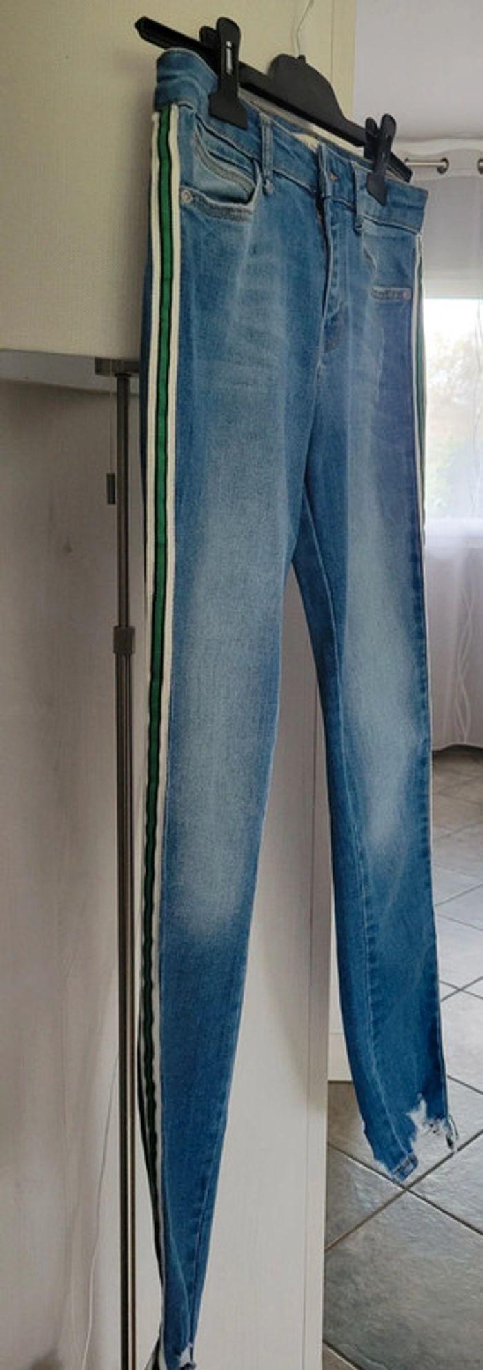 Jeans femme taille 36 Zara - photo numéro 2