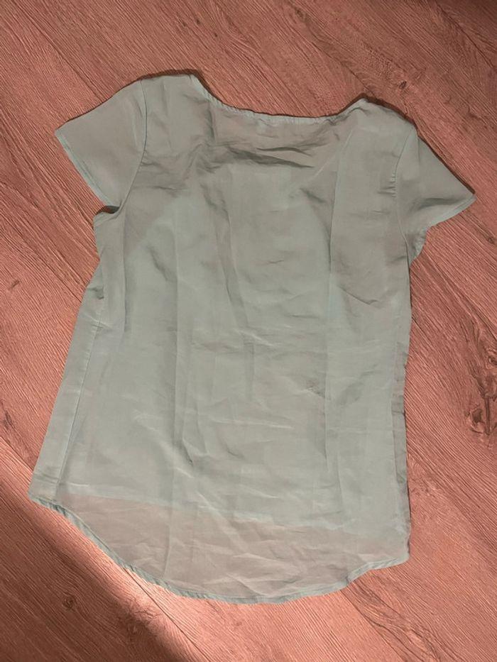 Blouse à manches courtes vert clair menthe pastel bijou plaque devant 3 suisses taille 38 - photo numéro 2