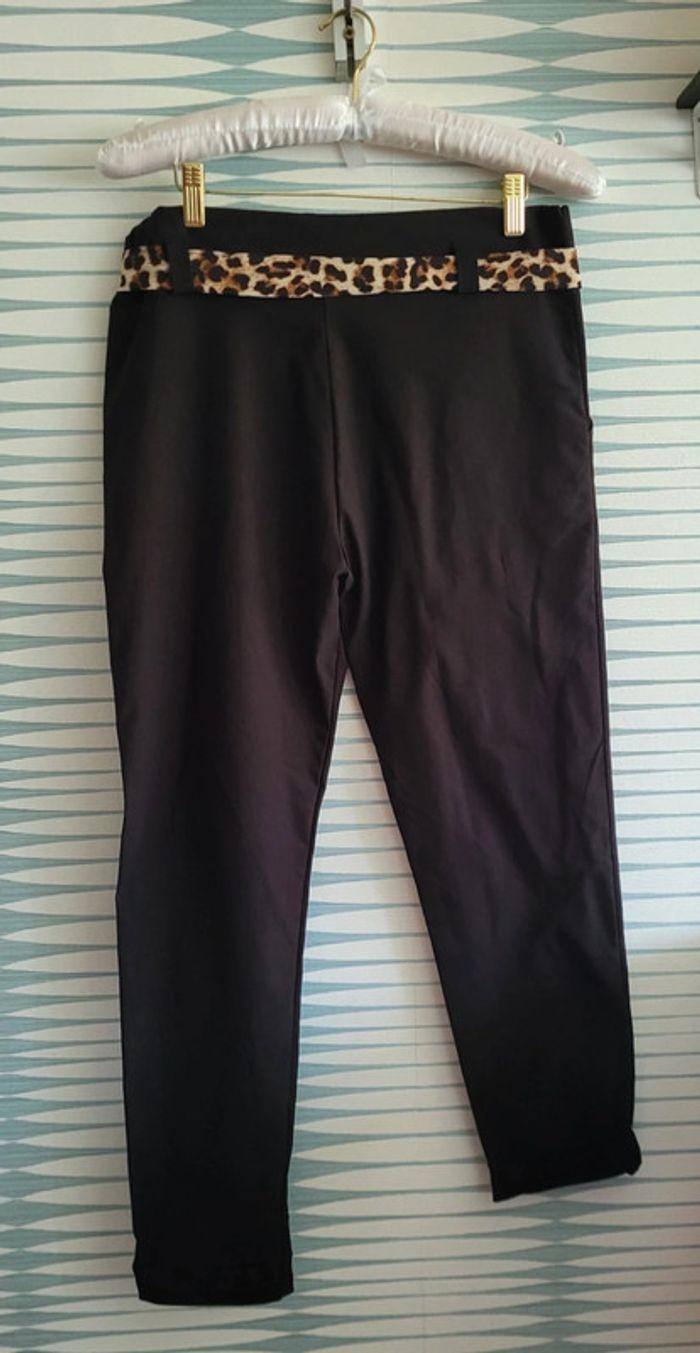 Pantalon noir stretch ceinture léopard taille 40-42 neuf avec étiquette E&F - photo numéro 10