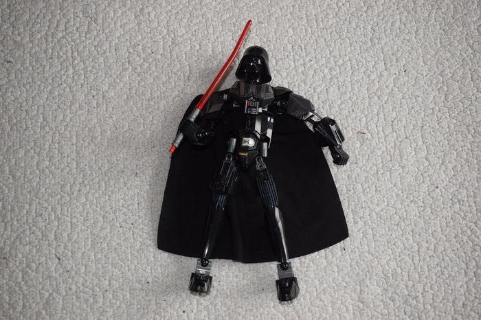 Figurine articulée Dark Vador 27 cm LEGO - photo numéro 1