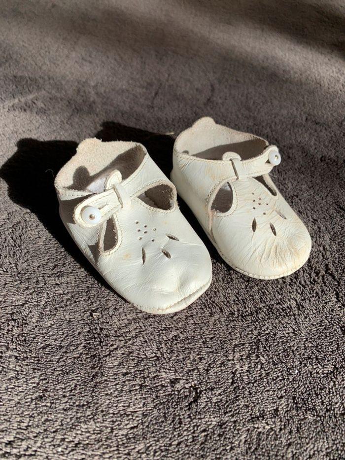 Chaussures bébé - photo numéro 1