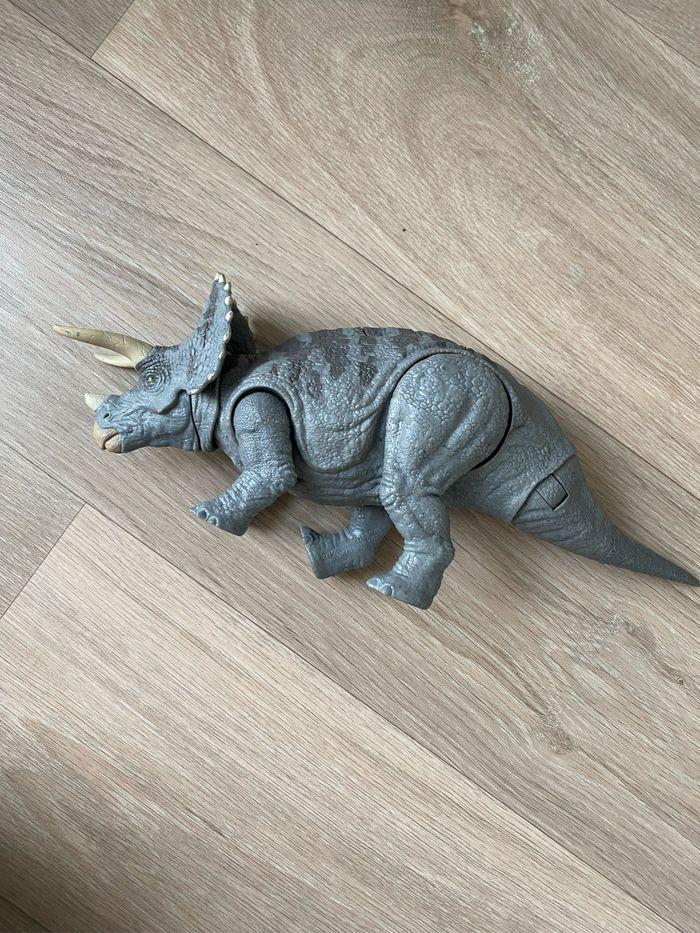 Dinosaure