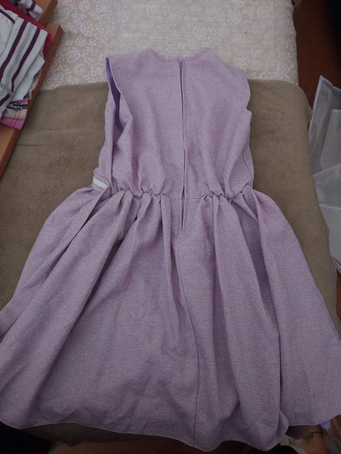 Robe lilas 8/9 ans - photo numéro 2