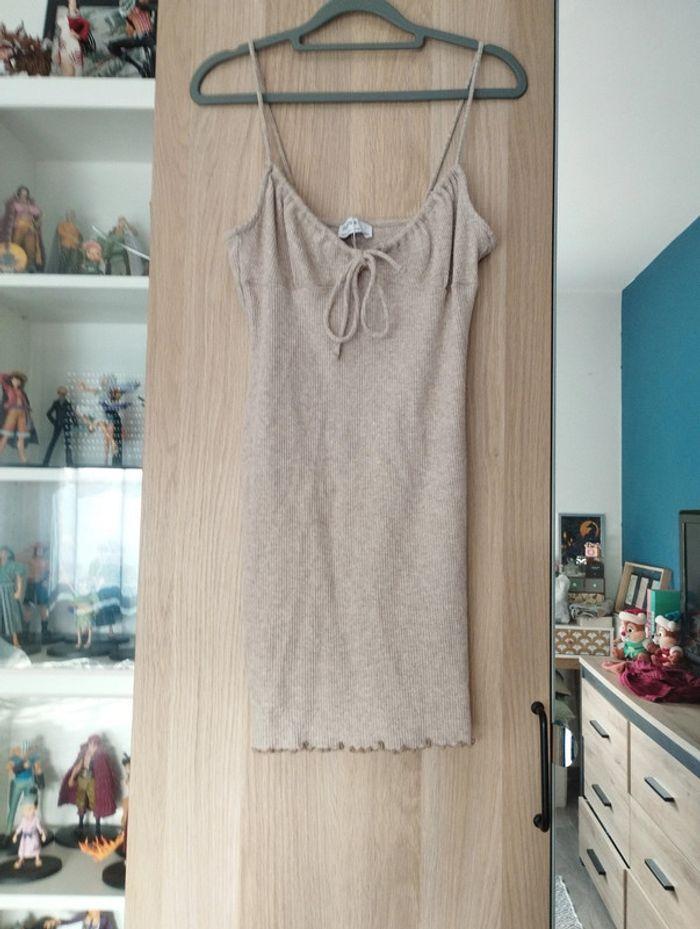 Robe côtelé beige Bershka - Taille M 38 - photo numéro 3