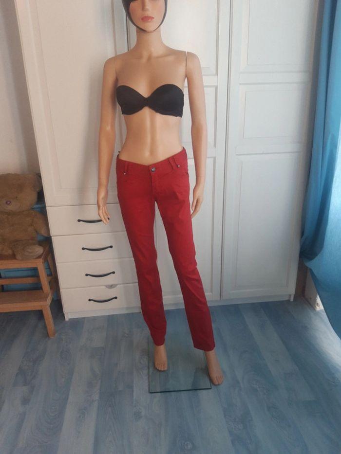 Pantalon DDP femme couleur rouge Noël taille S 36 - photo numéro 2