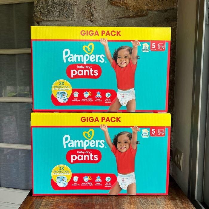 Lot 2 cartons Pampers Taille 5 : 224 Couches Pants culottes - photo numéro 3