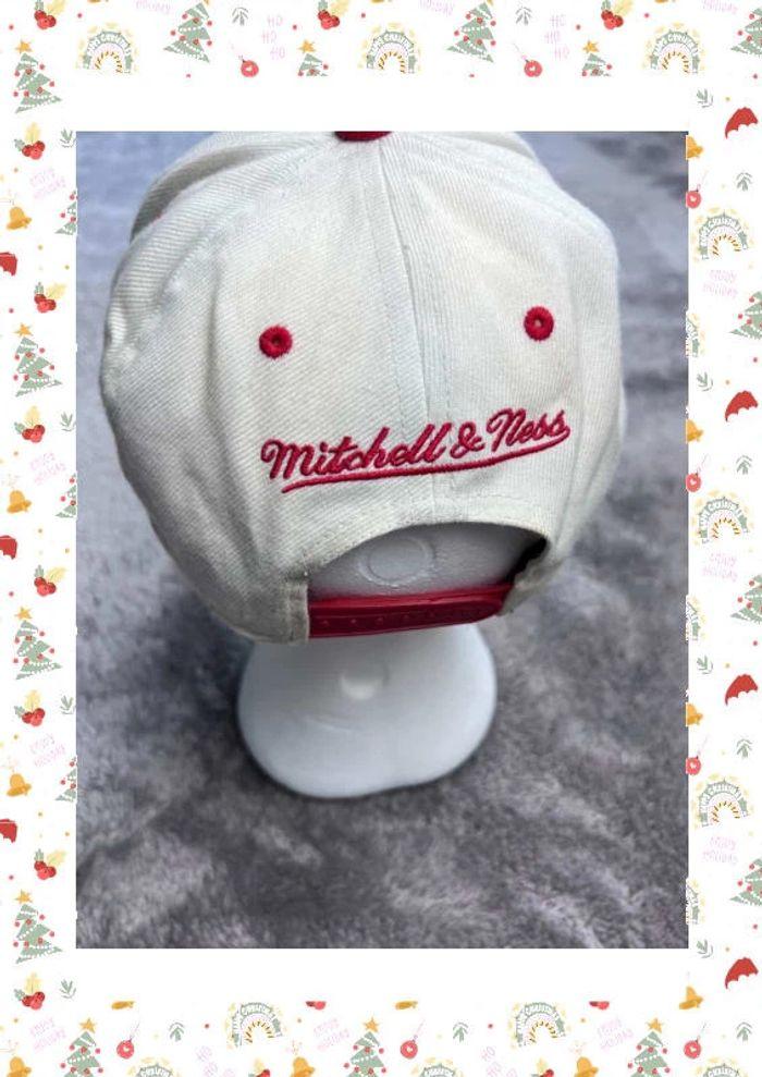 🧢 Casquette Mitchell & Ness Chicago Bulls Hardwood Classic NBA Blanche  🧢 - photo numéro 2