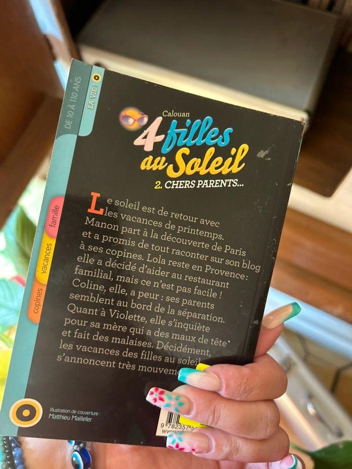 lot de 2 livres « 4 filles au soleil » tome 2& 3 - photo numéro 3