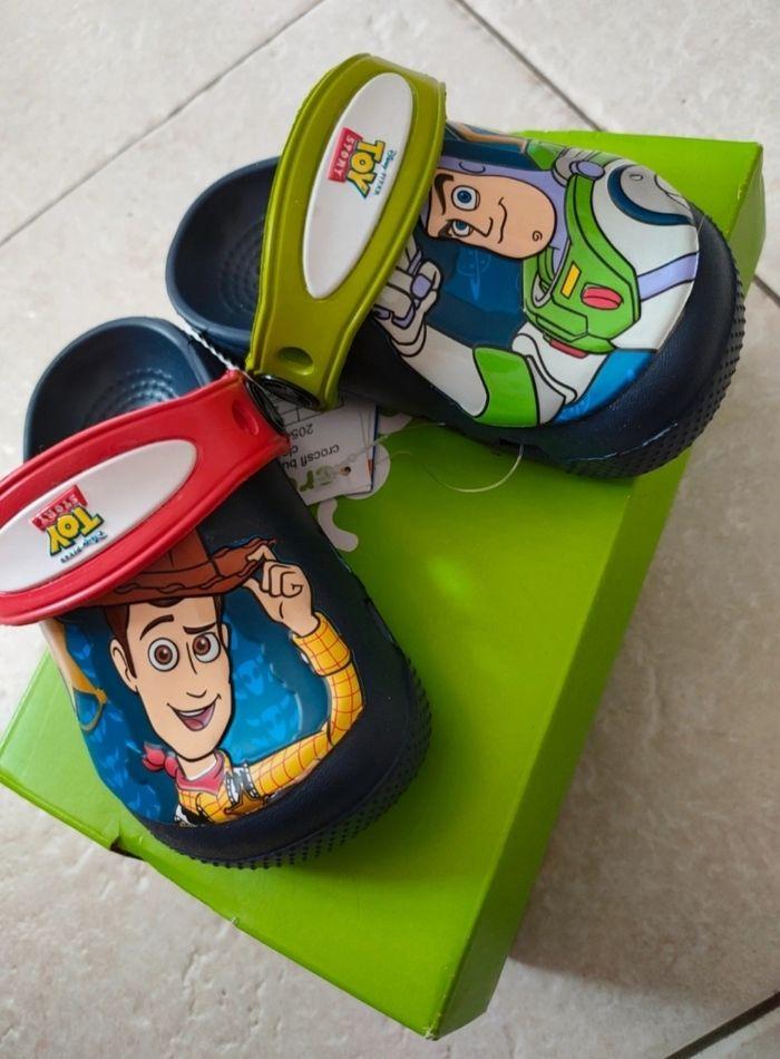 Crocs toy story neuves