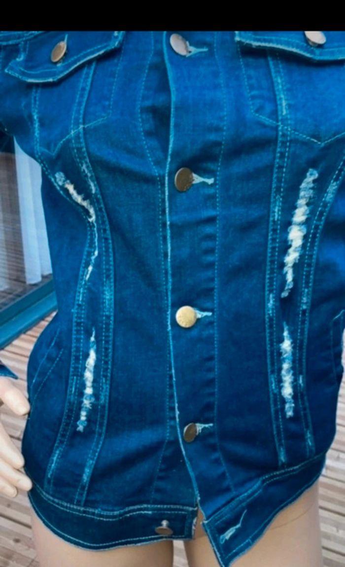 Veste en jean taille 34 peu portée - photo numéro 2