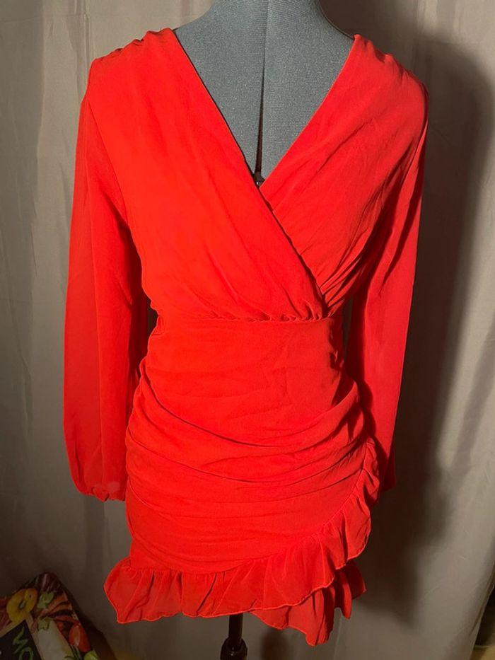 robe rouge - photo numéro 1