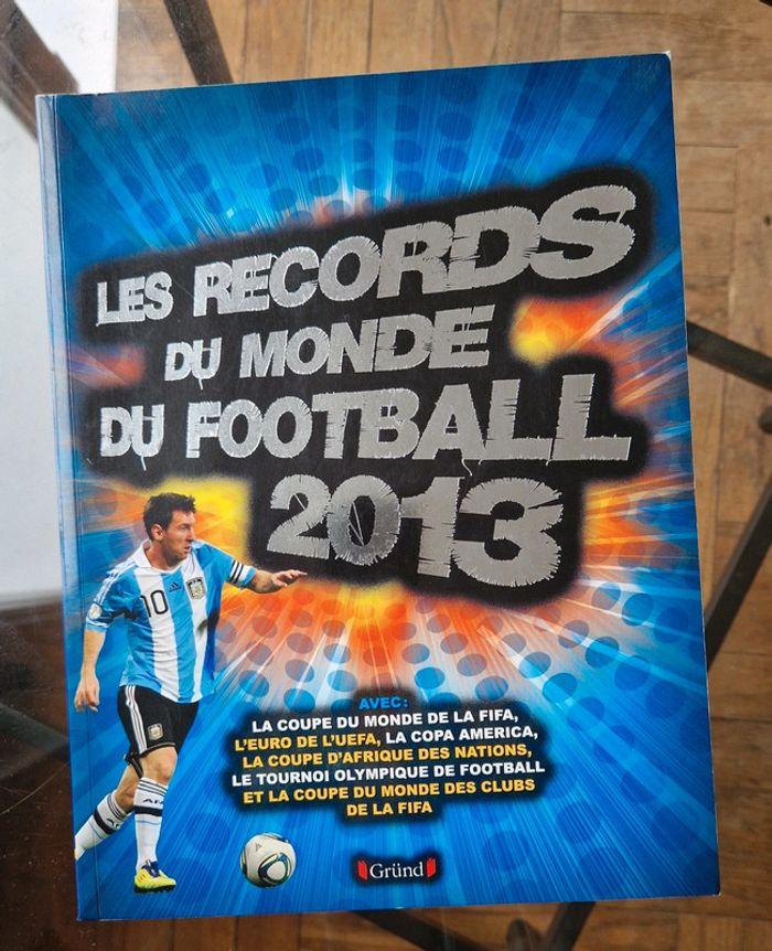 Livre les records du monde du football 2013 - photo numéro 1