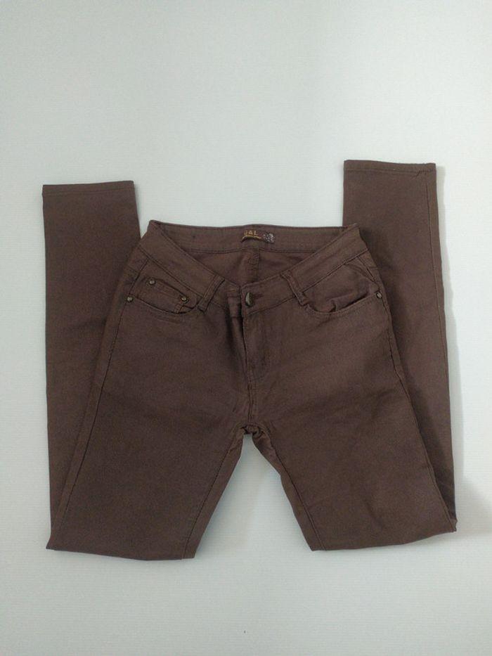 Pantalon marron effet huilé - photo numéro 1