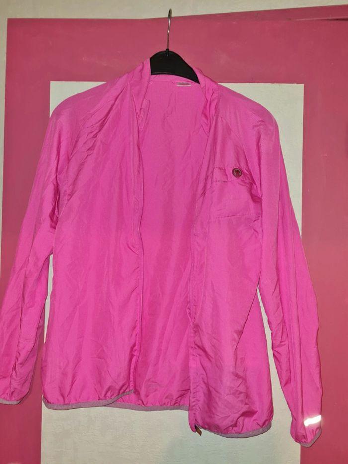 Veste de sport rose - photo numéro 1