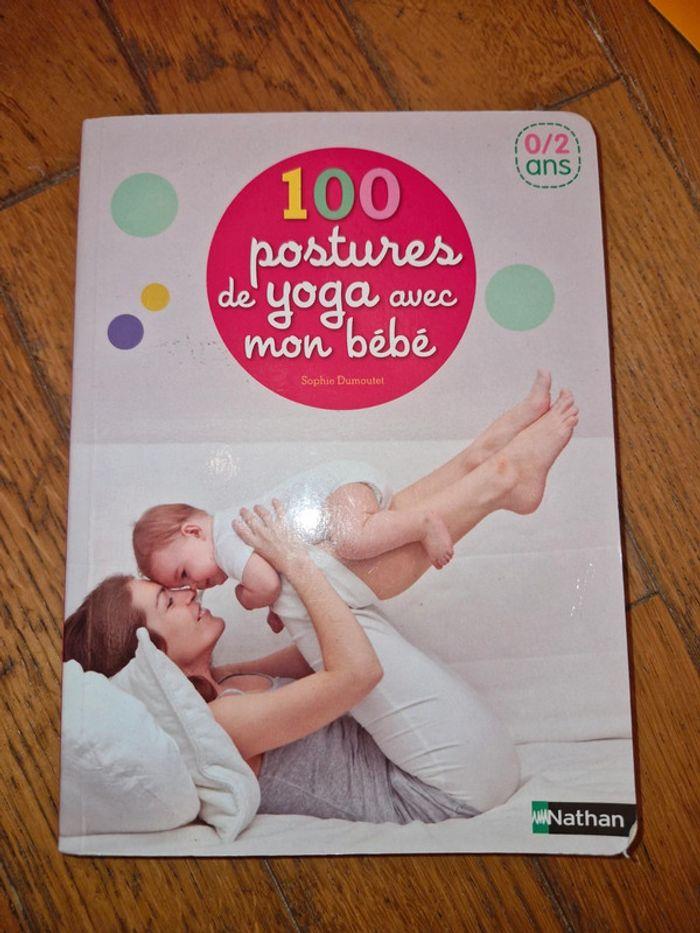 100 posture de yoag avec mon bebe - photo numéro 1