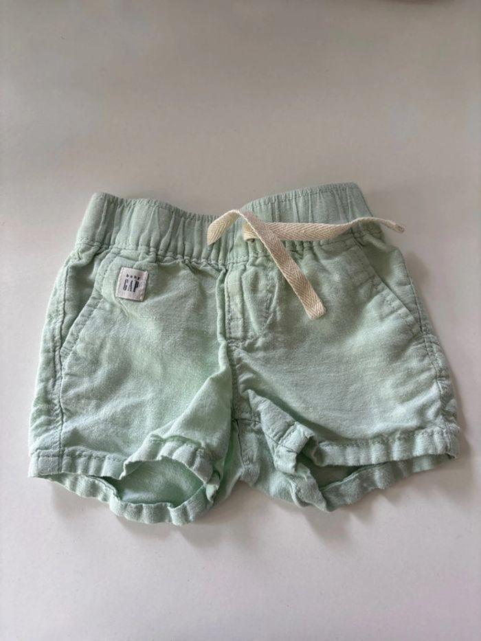 Short lin BabyGap 3mois - photo numéro 1