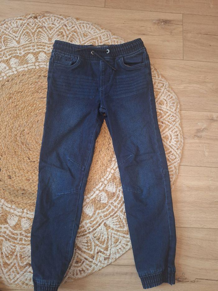 Lot pantalons 8/9 ans - photo numéro 2