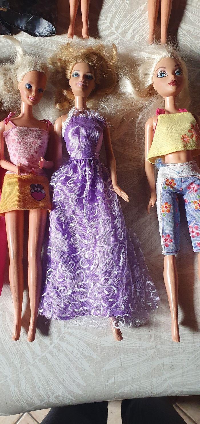 Barbies - photo numéro 3