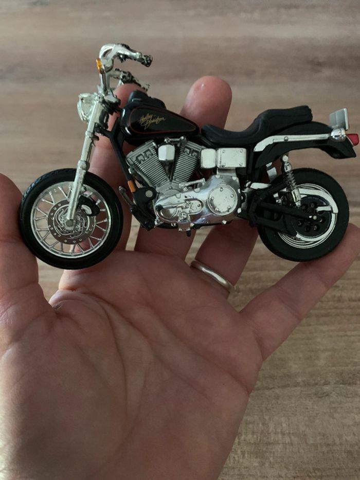 Harley Davidson miniature - photo numéro 1