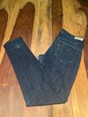 43. Levi’s straight cut W30 L32